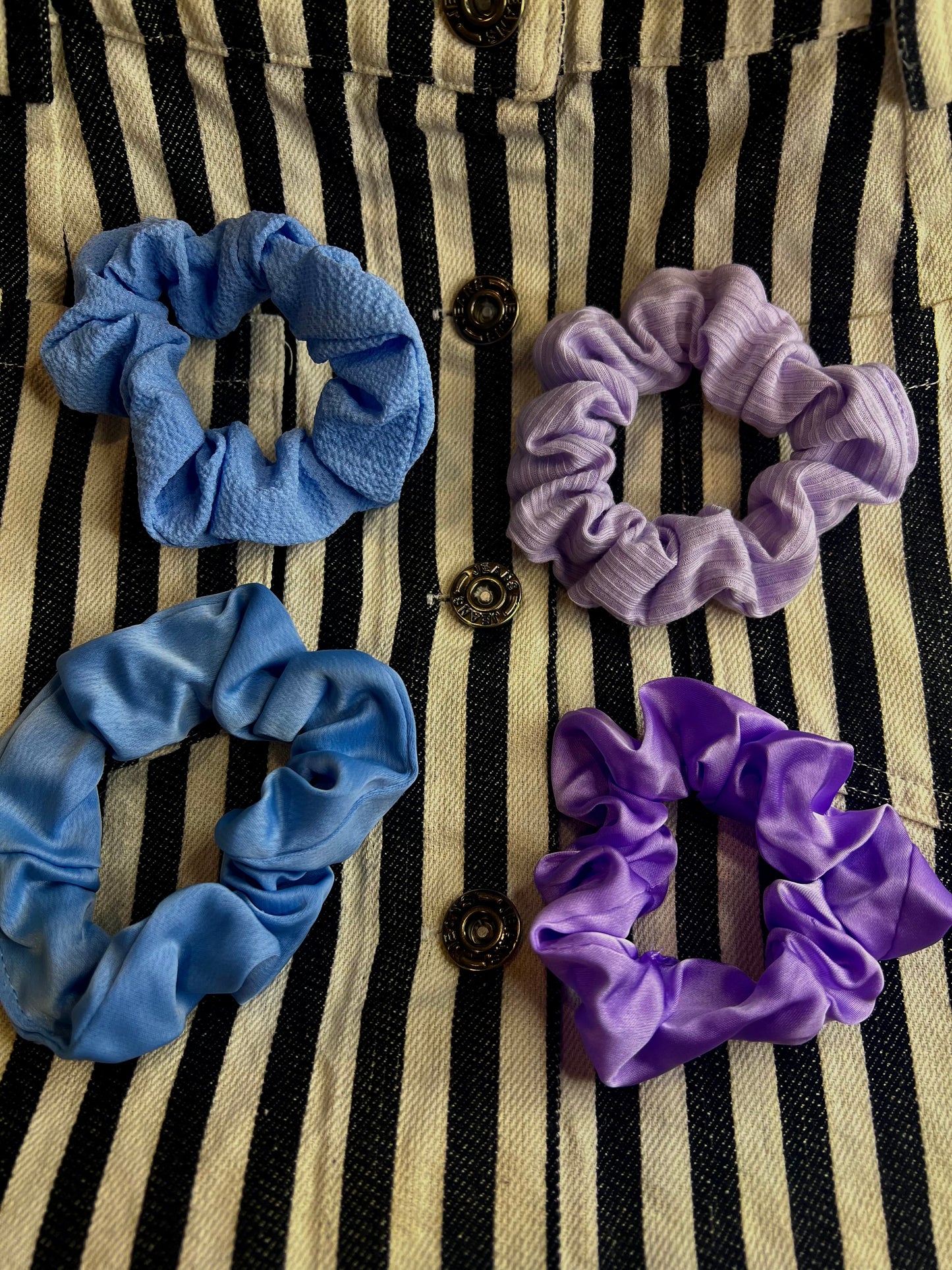 4 Pack Cloudy Scrunchies ☁️💙